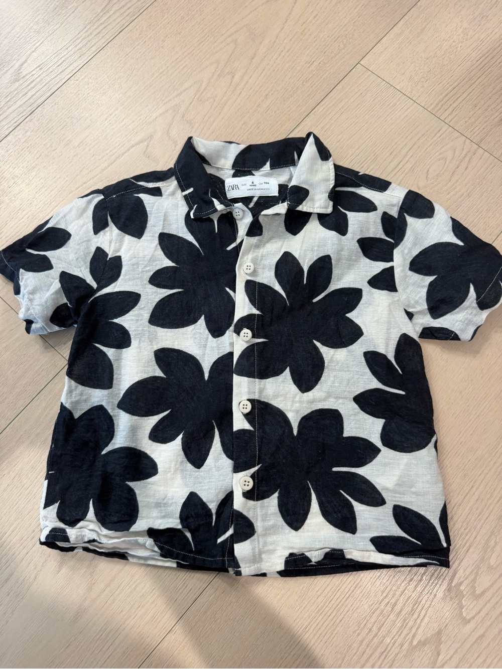 Zara Kids Black & White Floral Button-Down Shirt | 4Y